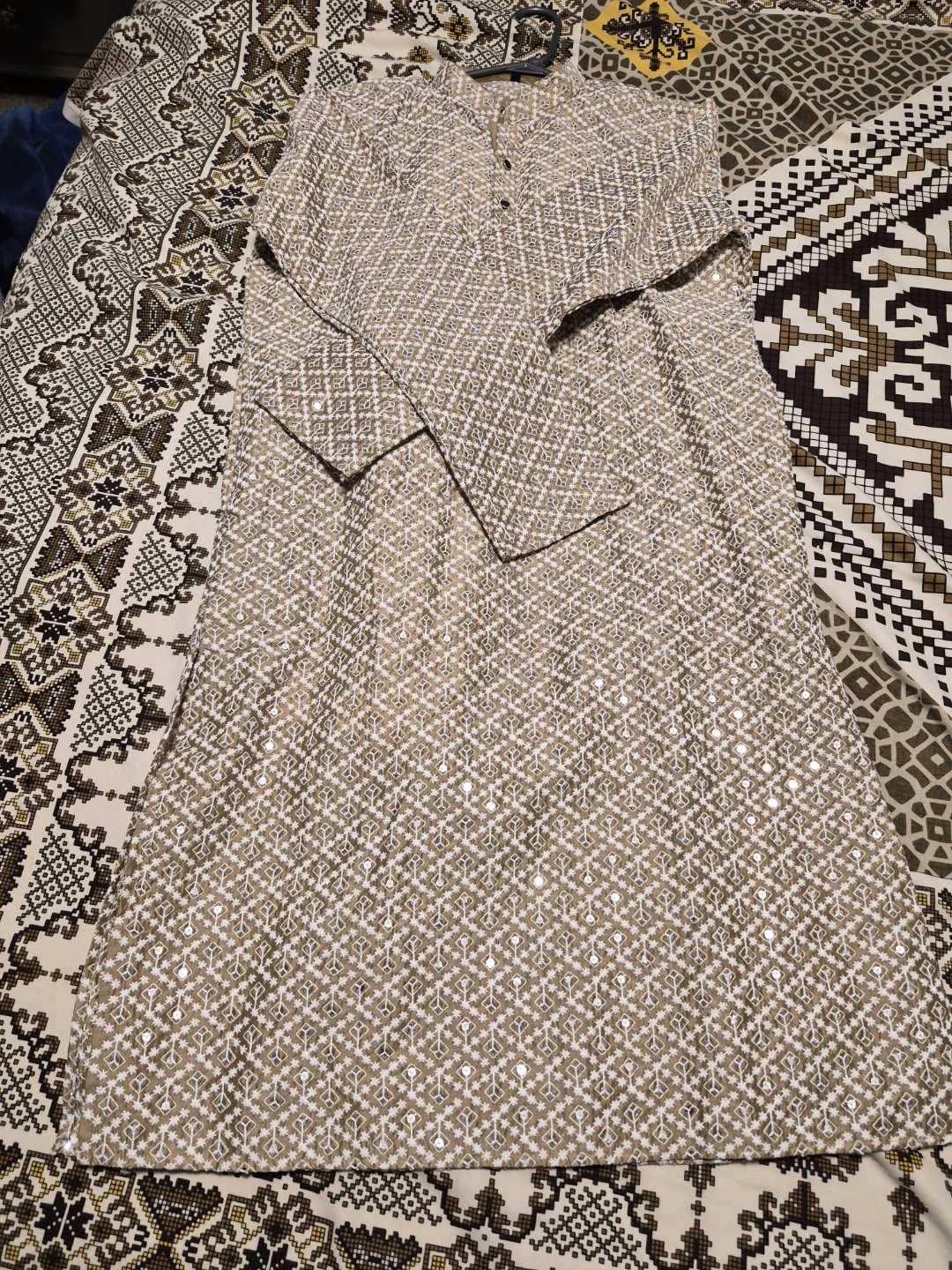 Embellished Kurta with Pants Set