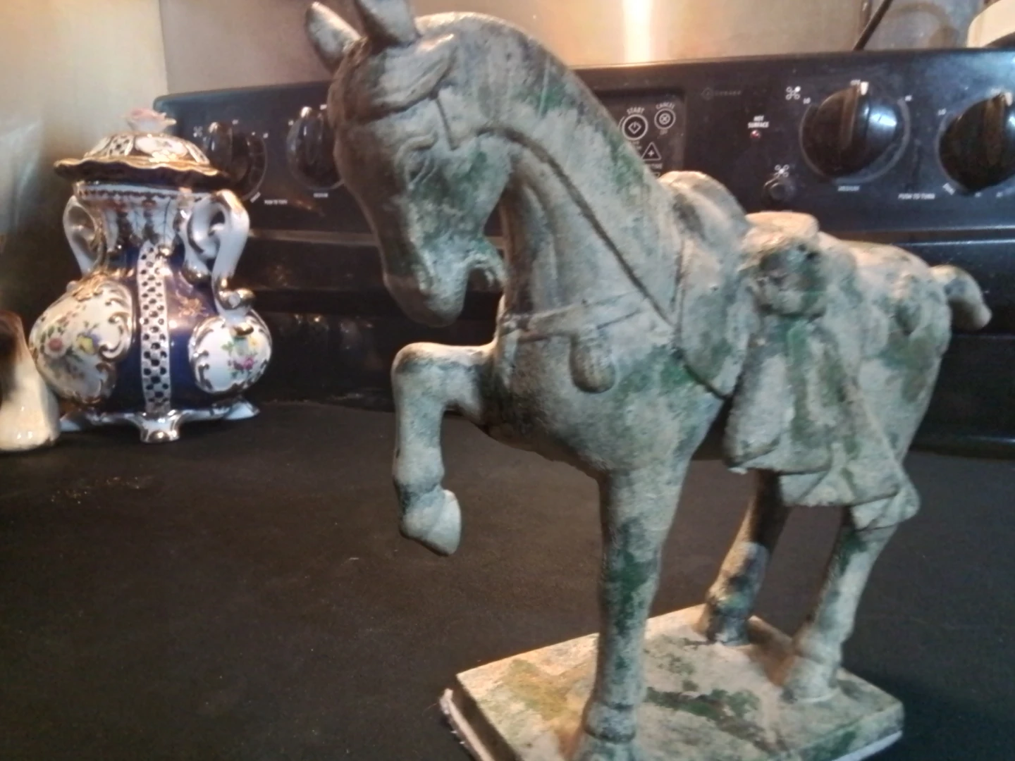 Tang Dynasty Style Horse – Sculptural Statement Piece 10x8x2" - photo 3