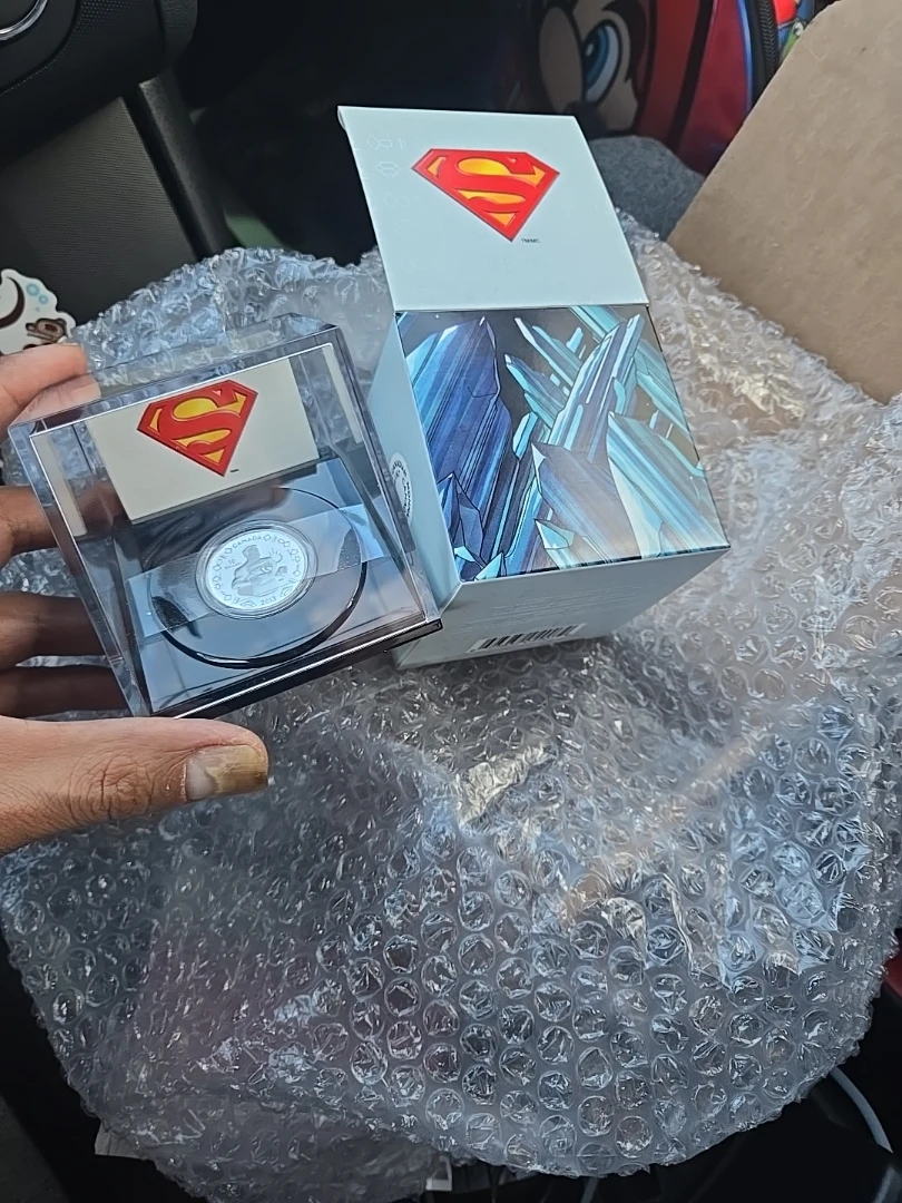 Superman Crystal Box Coin