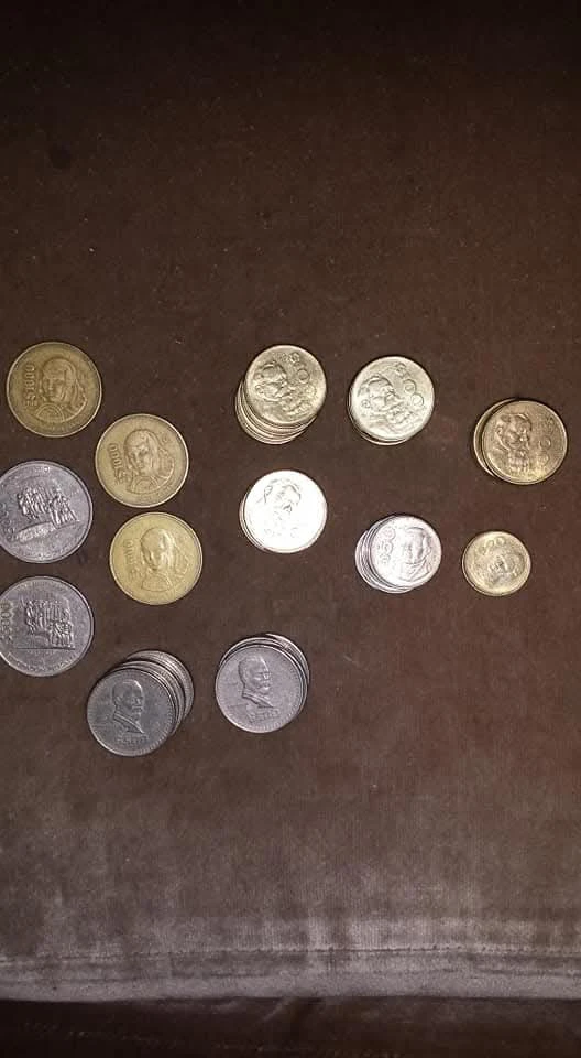 Assorted  Pecos - Foreign Coins Collection - photo 2