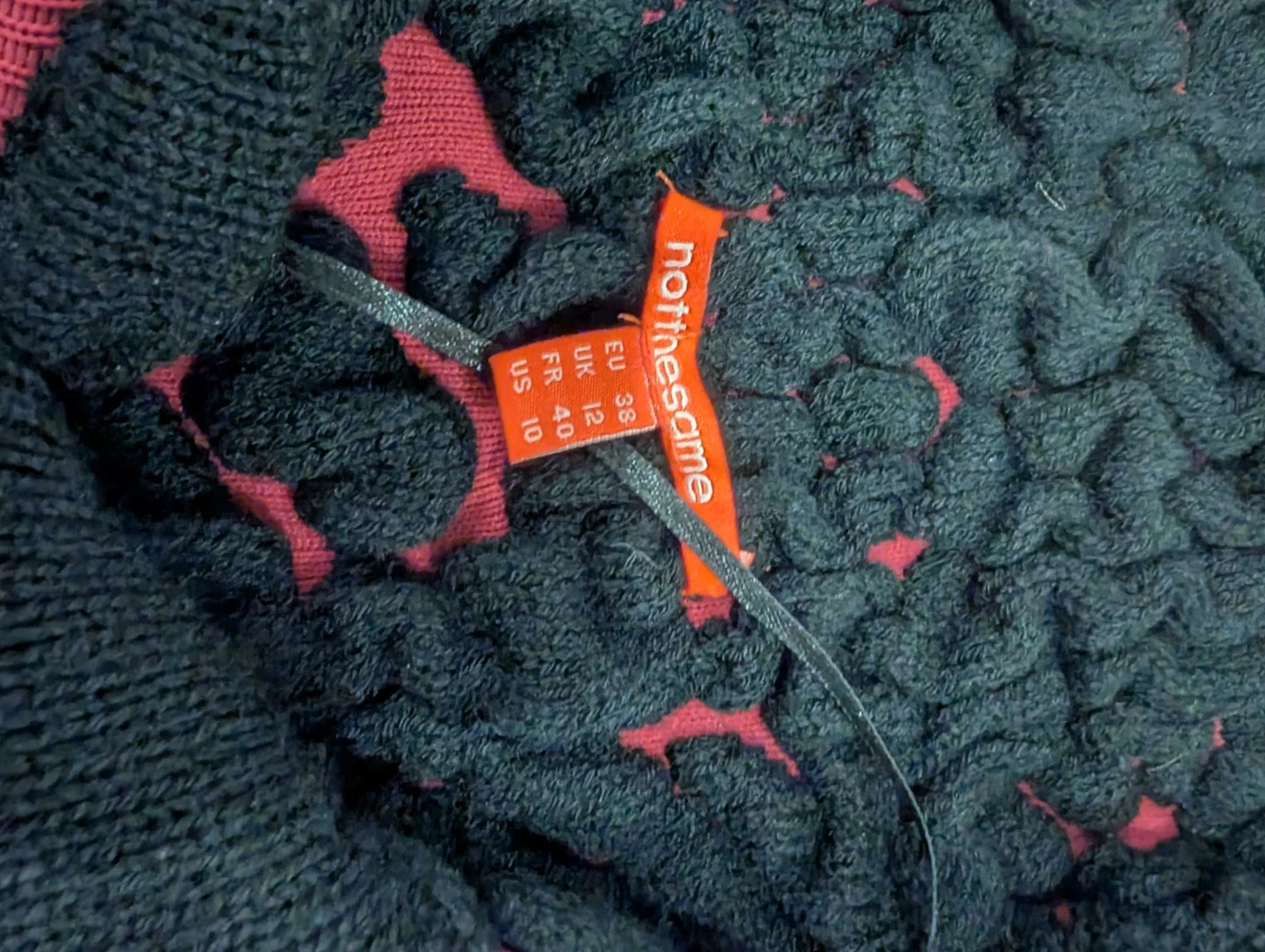 nottonthesame Cardigan Sweater Black Red Roses Knit Size 12 (UK) - photo 2