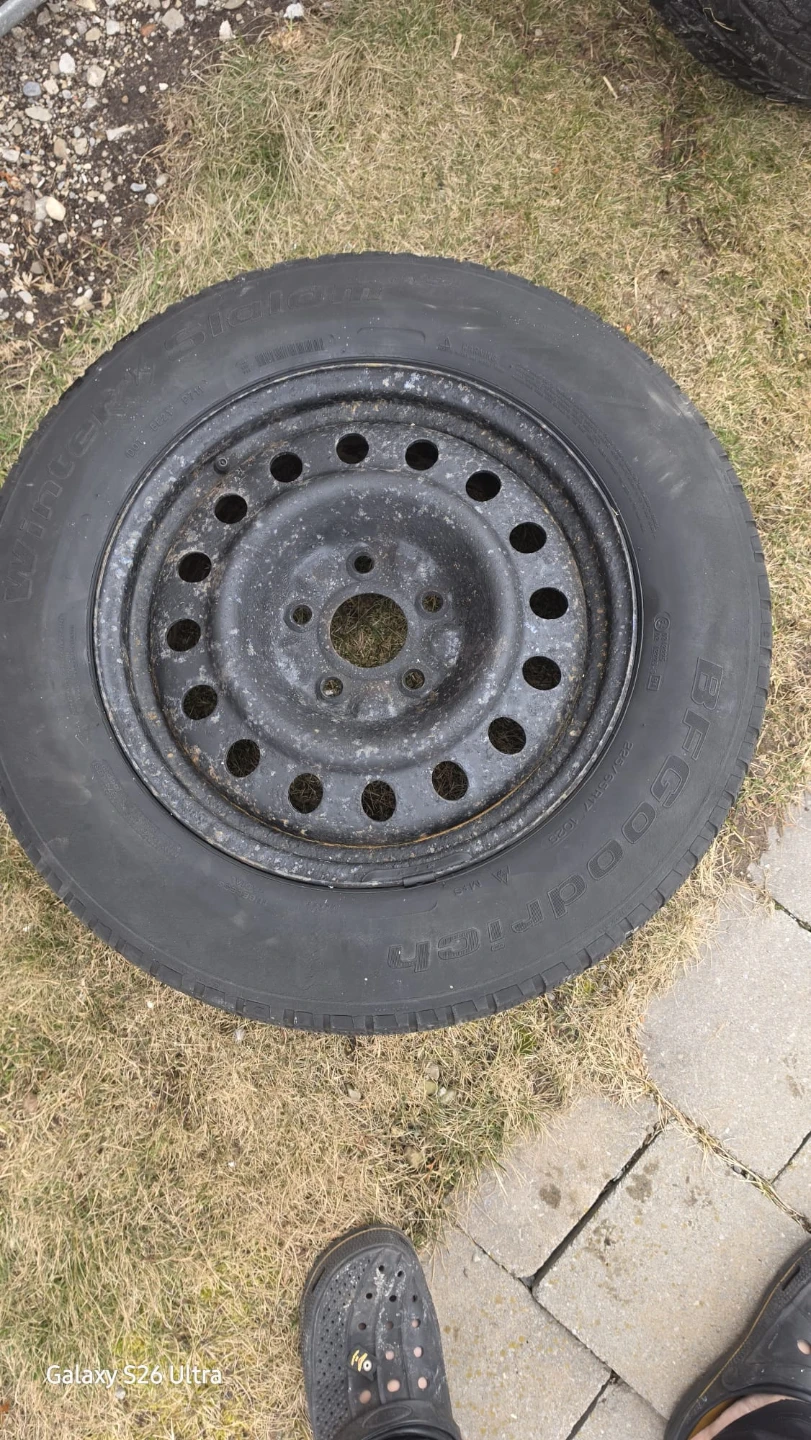 BFGoodrich Winter tire. Size is 225/65R17 - photo 5