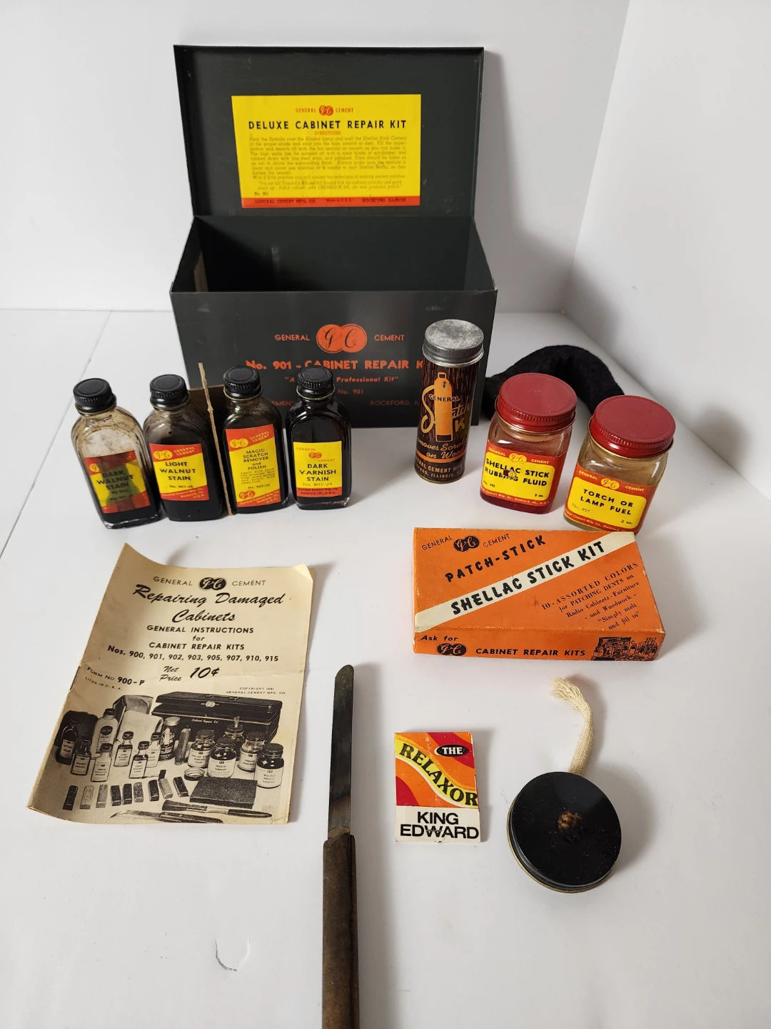 Museum-Quality 1941 General Cement No. 901 Deluxe Repair Kit