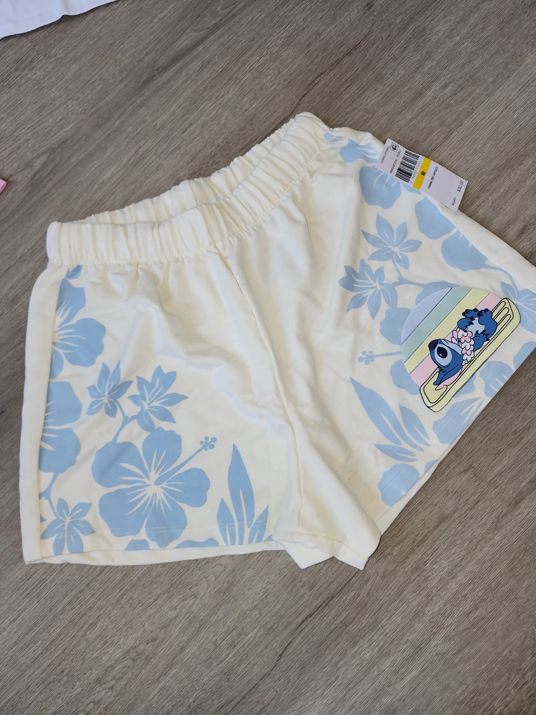 Disney clothing (NEW) - photo 3