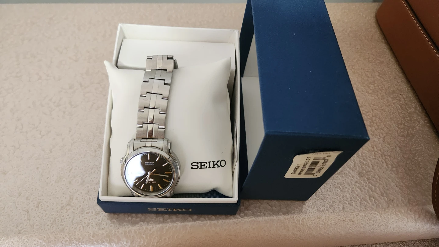 Seiko SNKK71 Men's Stainless Steel Bracelet Watch