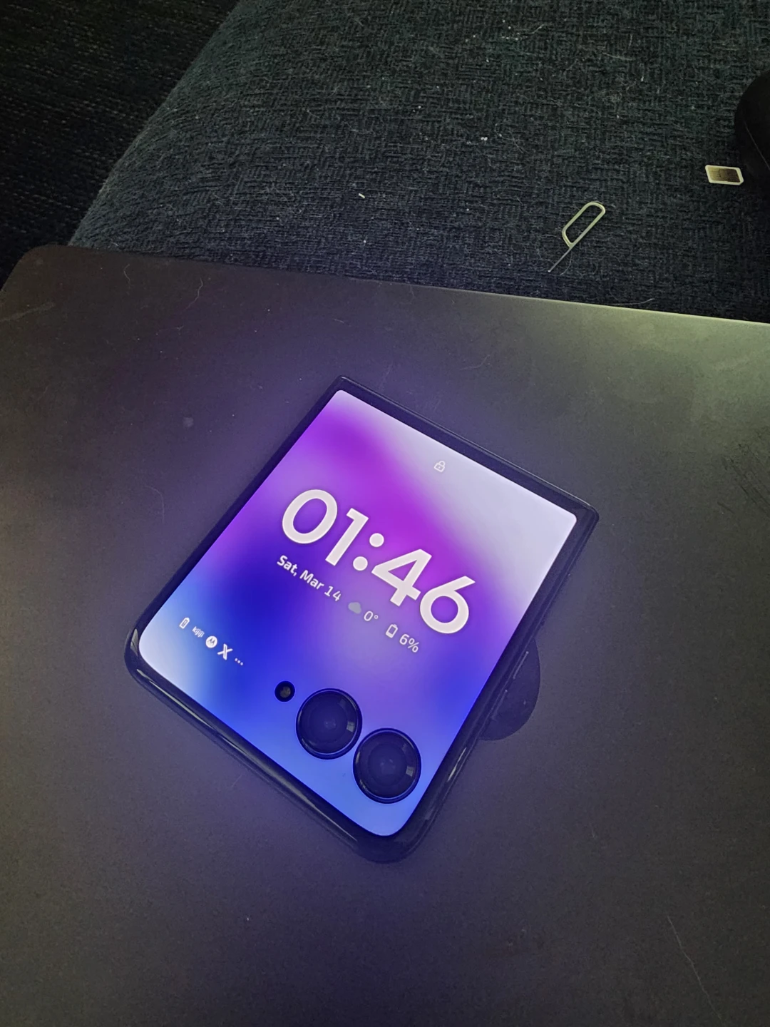 Motorola RAZR+ 2024 - photo 3