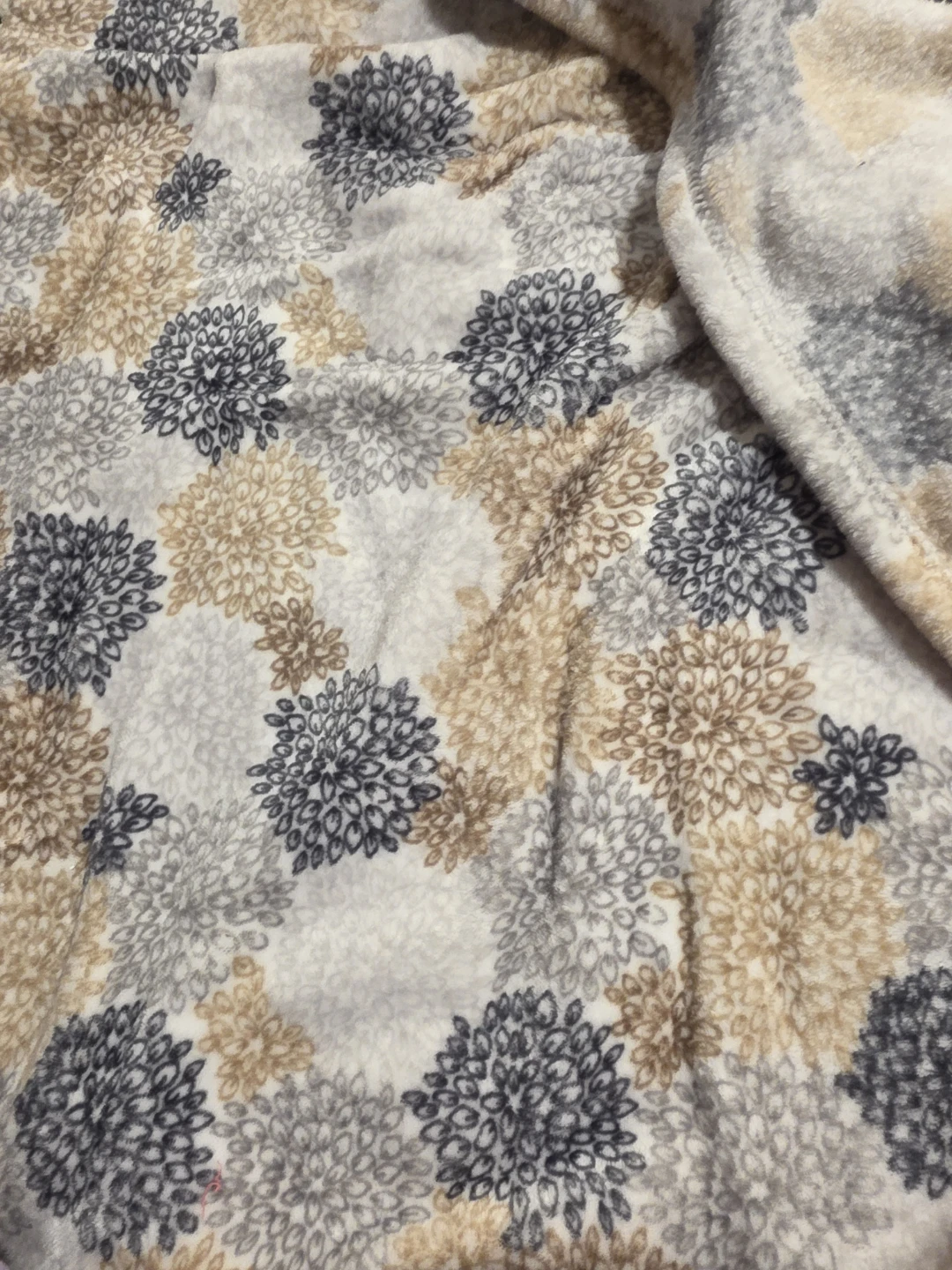 Fleece Throw Blanket - photo 4