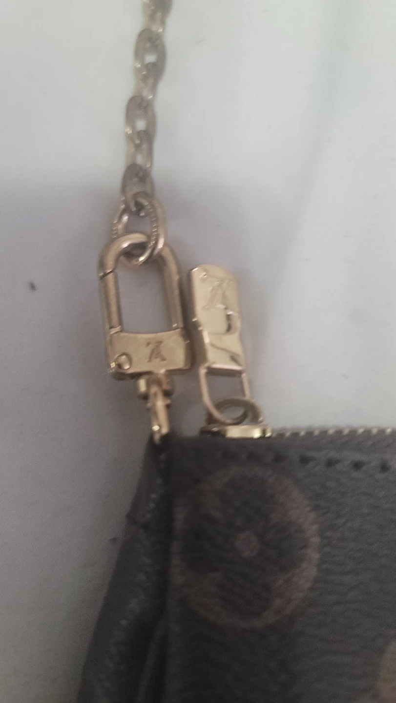 Louis Vuitton Pochette Accessoires Monogram Canvas Clutch Bag - photo 3