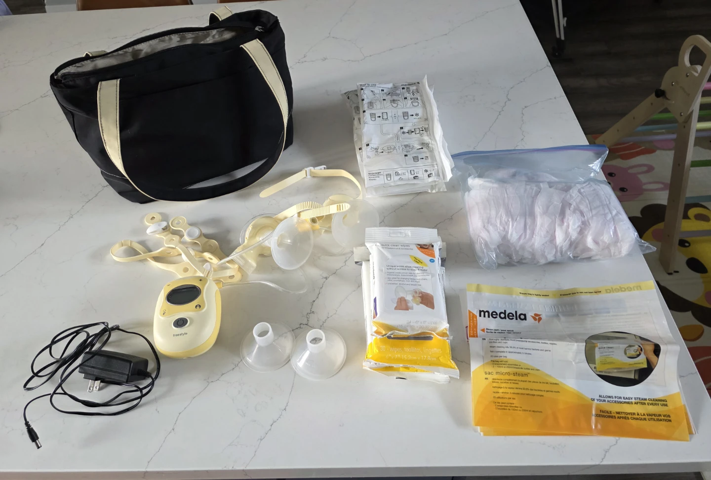 Medela Pump Accessories + Storage Bag (Bundle)