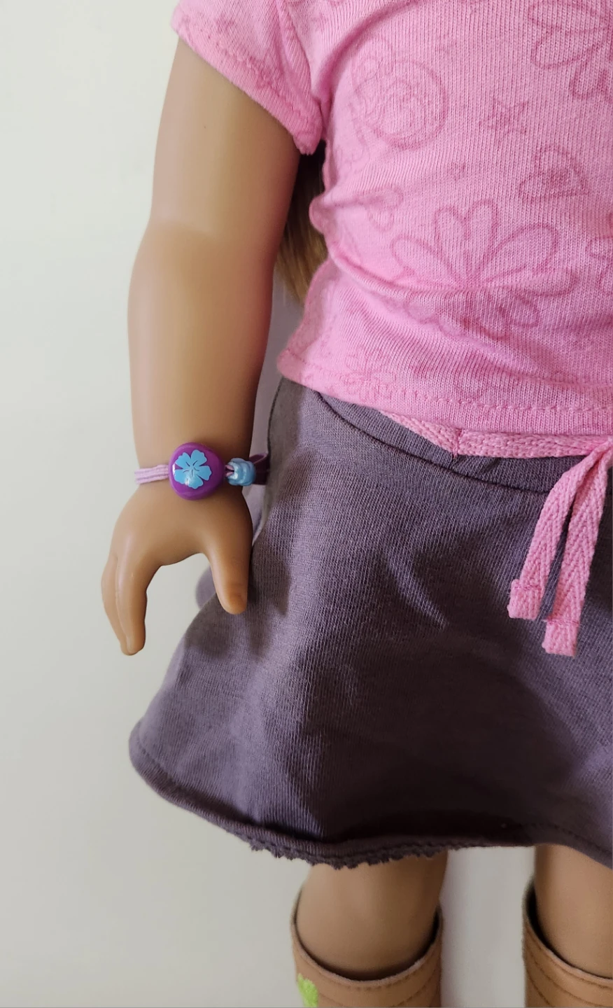 American Girl Doll with Clothes & Accessories - photo 4