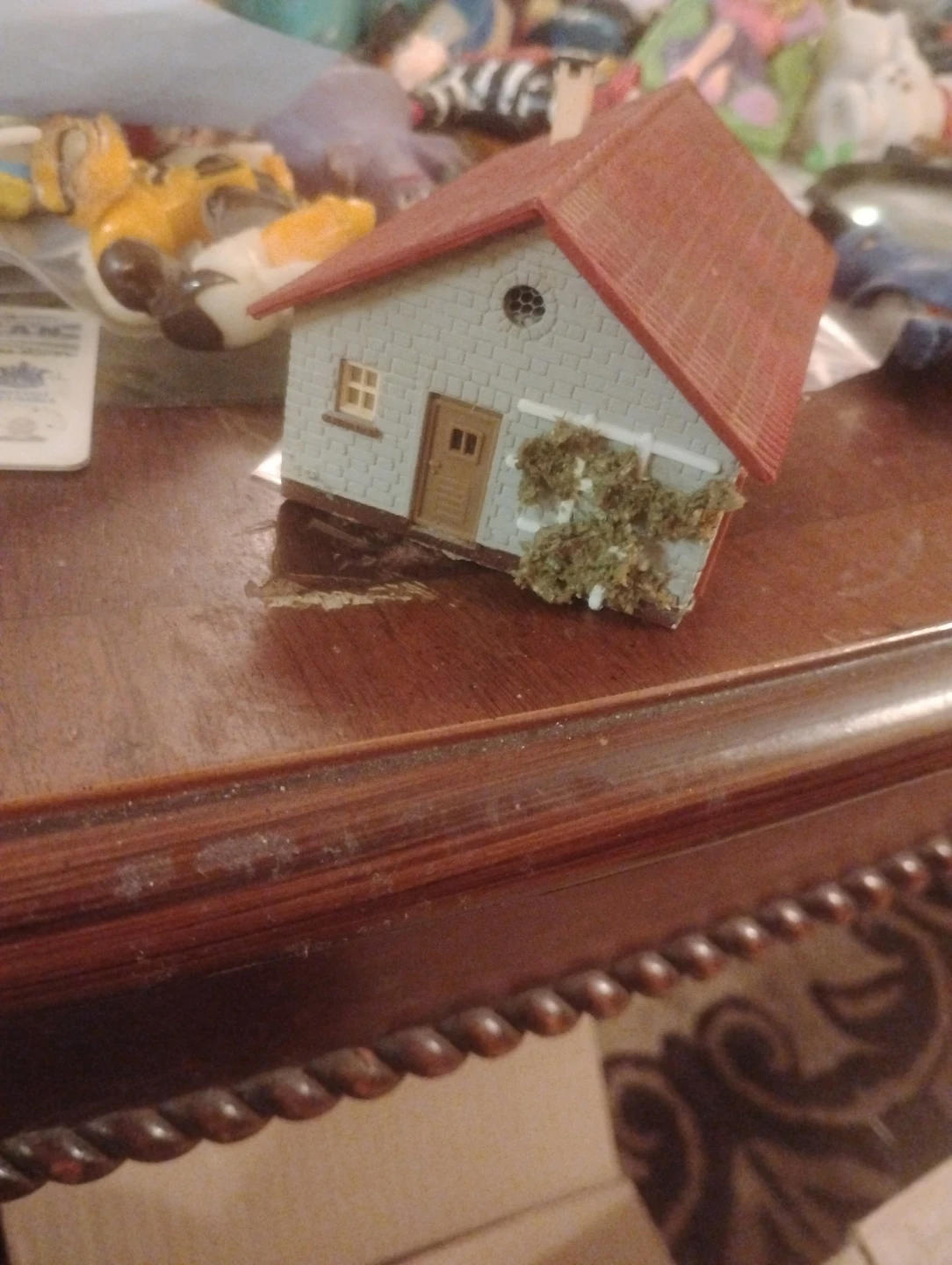 building for electric train set