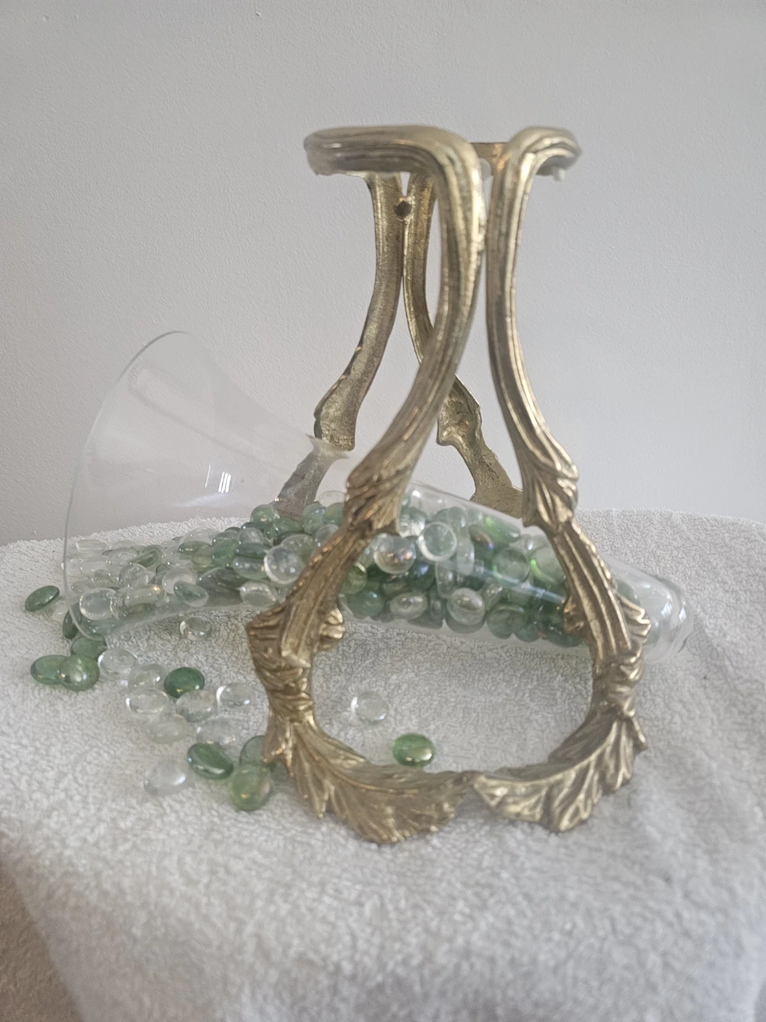 Decorative Glass Floatng Vase with Ornate Metal Stand - photo 3