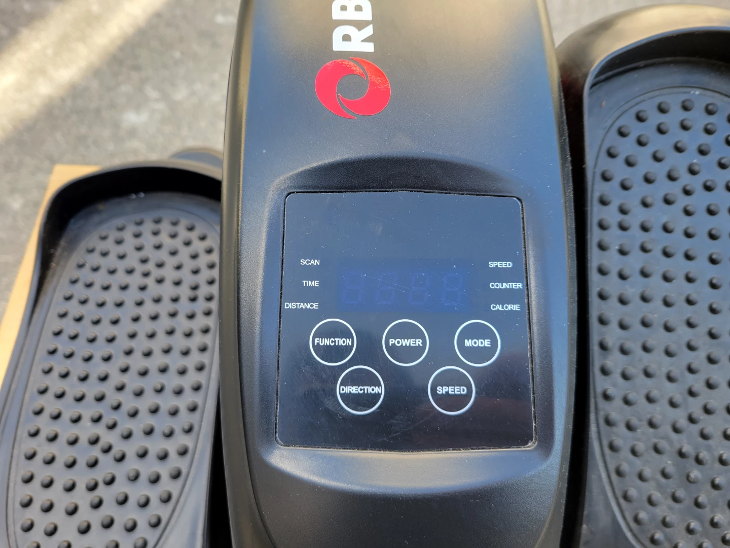 Orbitrek MX - Motorized Under-Desk Elliptical. - photo 4