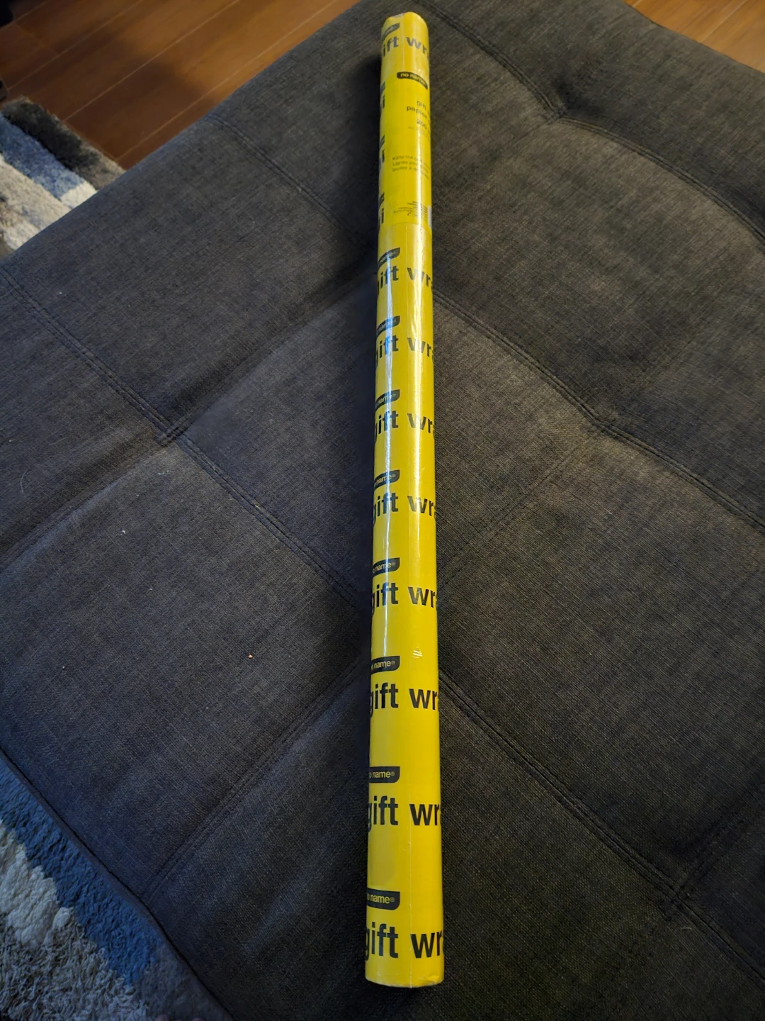 No Name Gift Wrap Roll - Yellow - sealed - photo 2