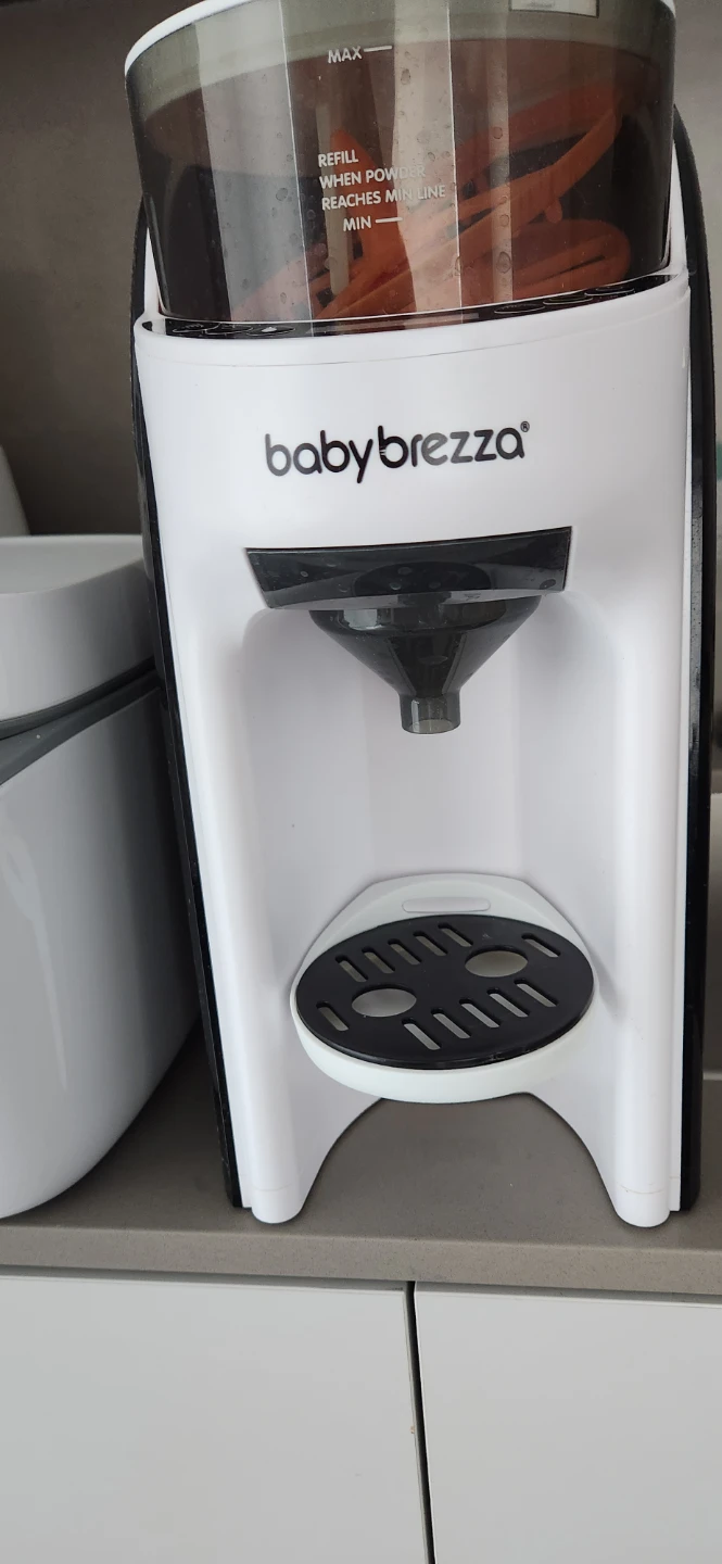 Babybreeza formula pro, and babyfeel uv light sterilizer - photo 3