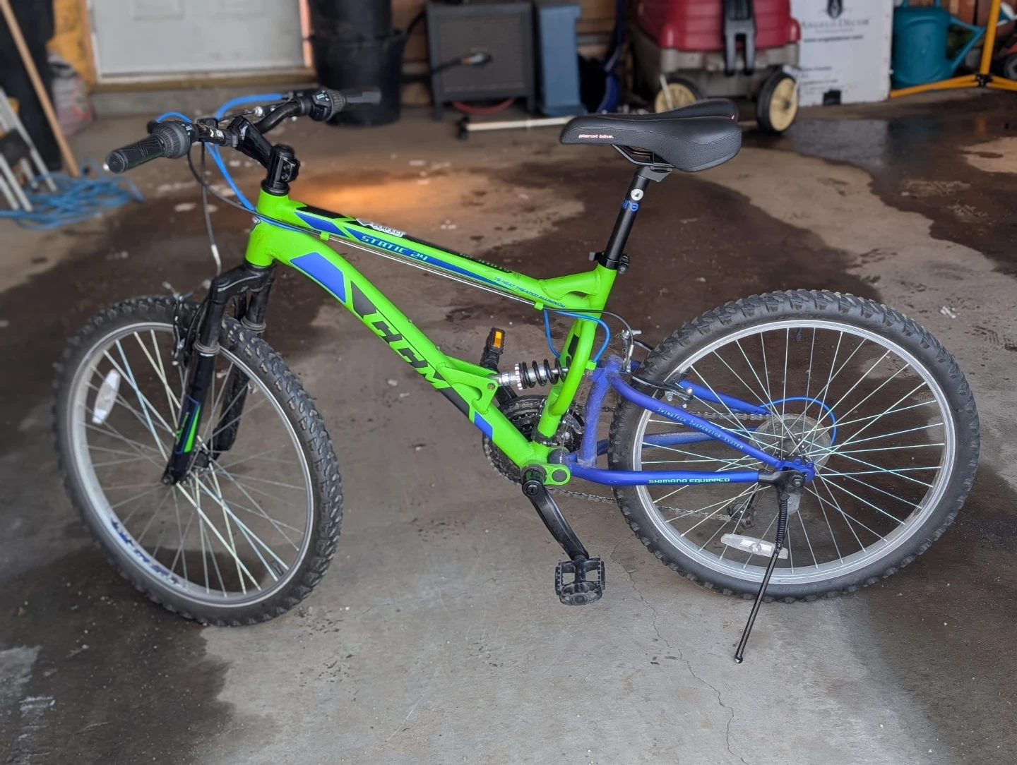 24" CCM Dual Suspension Bike