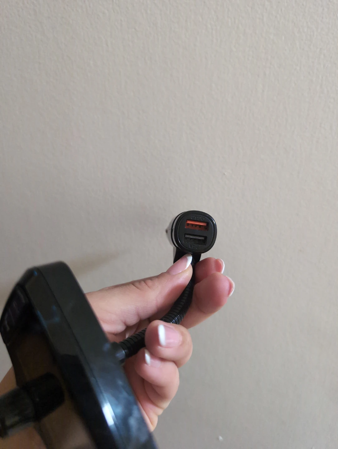 Nulaxy KM29 Bluetooth FM Transmitter - photo 3