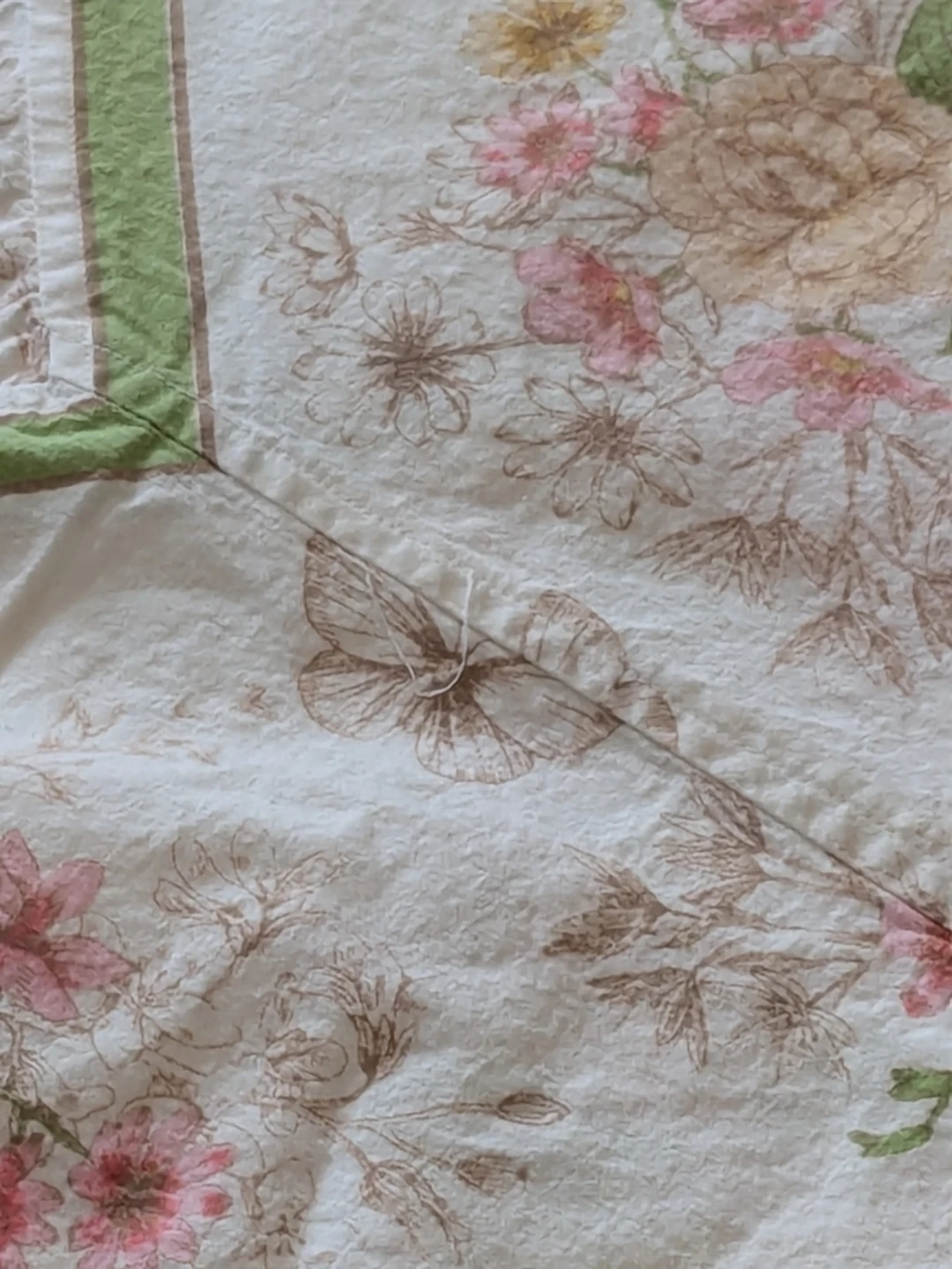 Floral Table cloth - photo 3