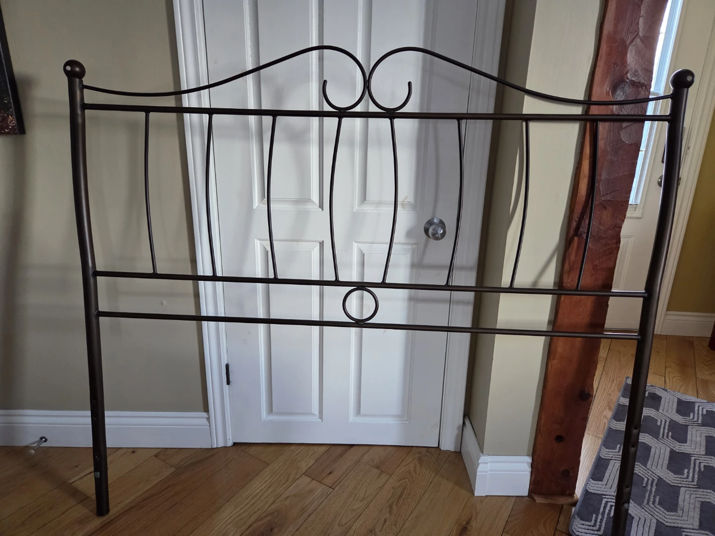 Metal Headboard Queen - Bronze