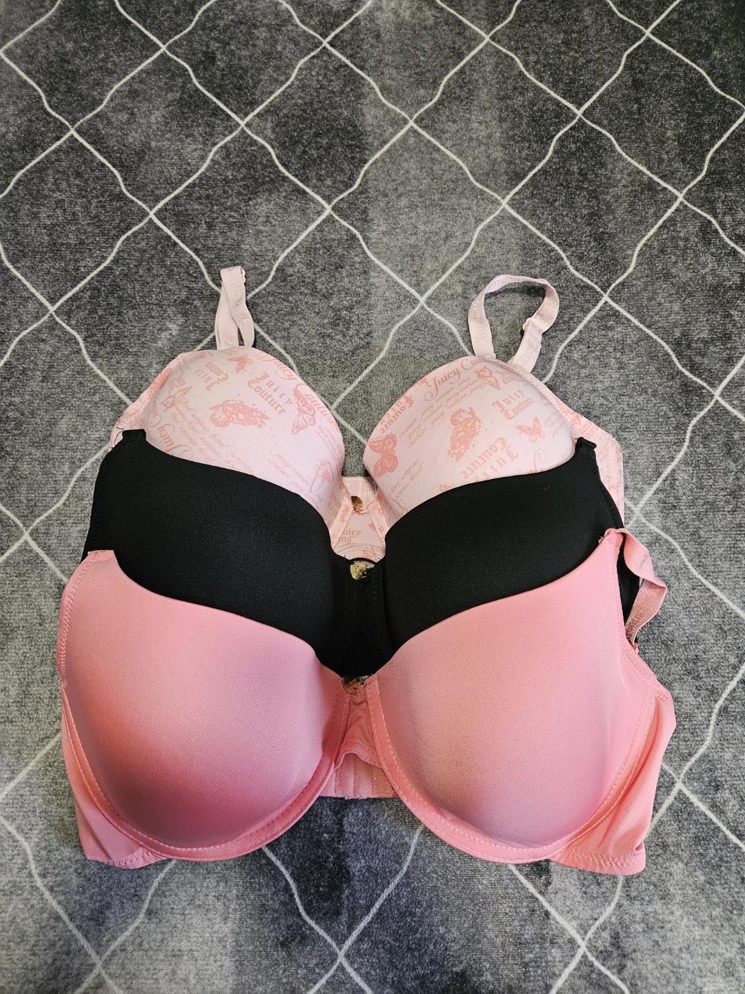 Juicy Couture Bras - 38DD (Black & Pink)