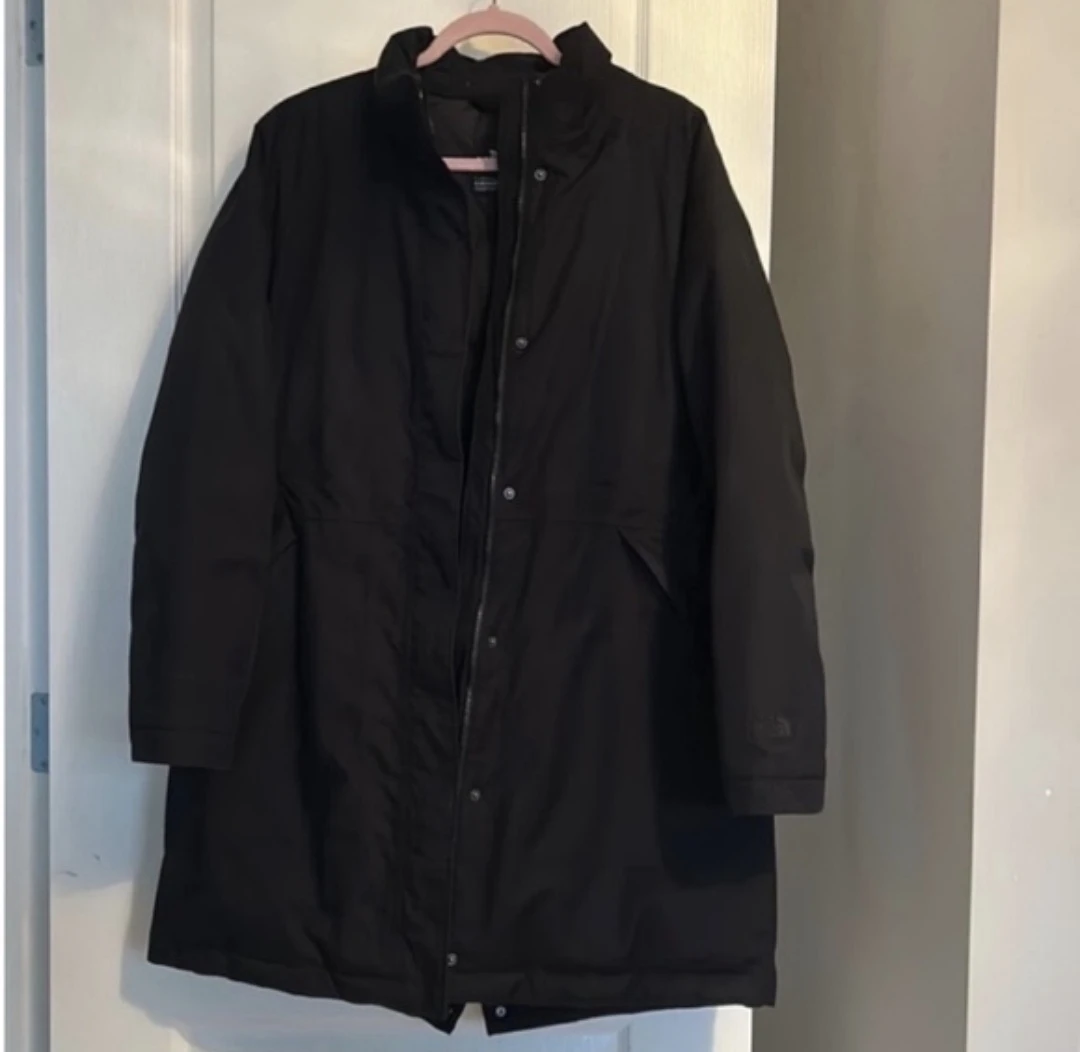 Women's North Face Black Coat - photo 2
