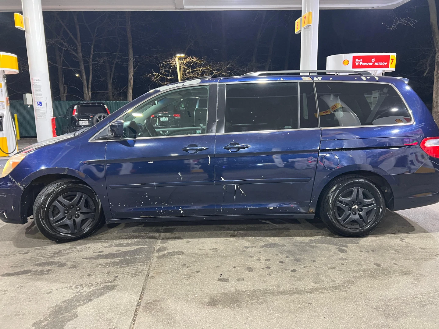 Blue Honda Odyssey Minivan - photo 2