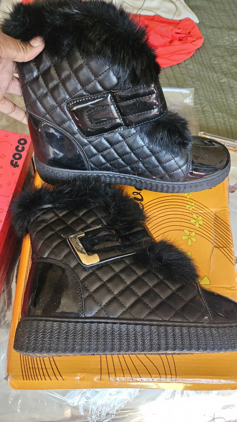 Black Quilted Faux Fur Trim Boots Size 11 Women