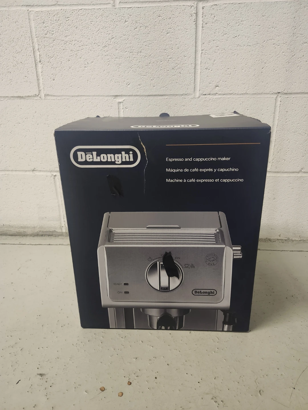 DeLonghi Espresso and Cappuccino Maker - photo 4
