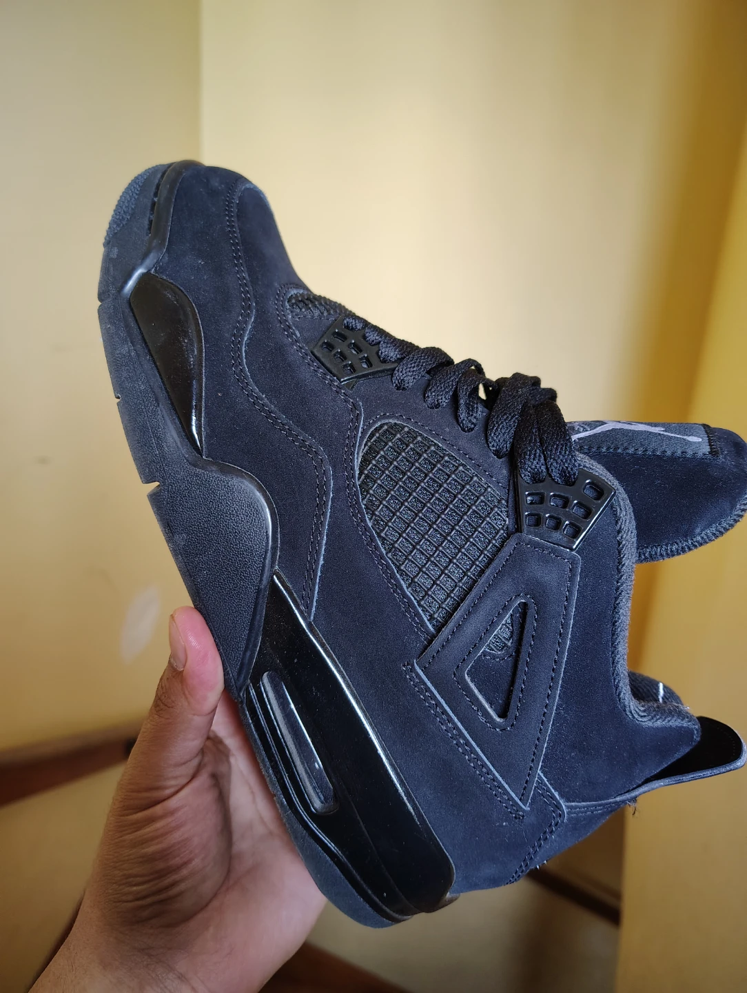 Air Jordan 4 Retro Black Suede , size 9.5 for men - photo 3