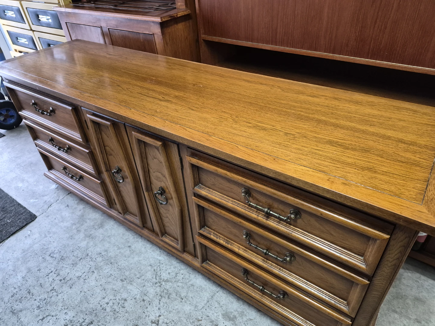 Wooden Dresser with 9 Drawers and Cabinet Space - photo 5