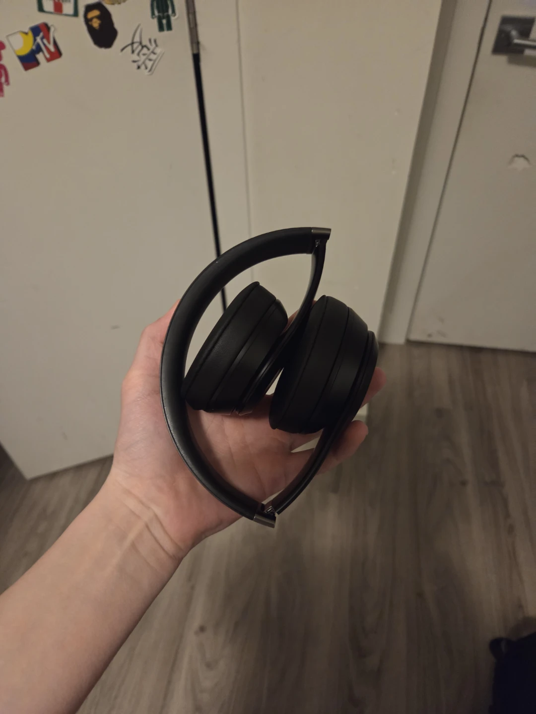 Beats Solo 4 Headphones - Black - photo 3
