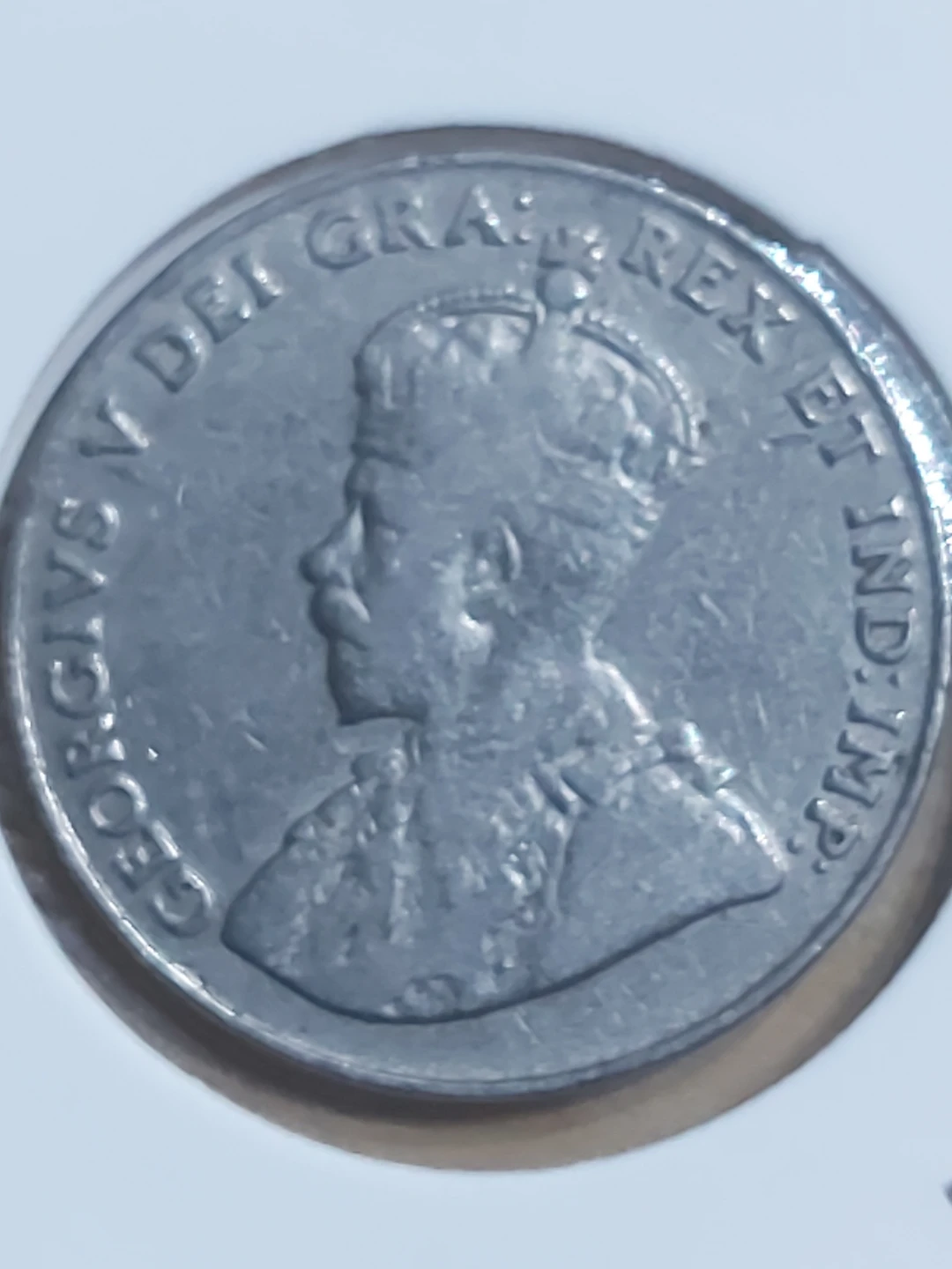 1928 Canada Five Cents Coin - photo 3