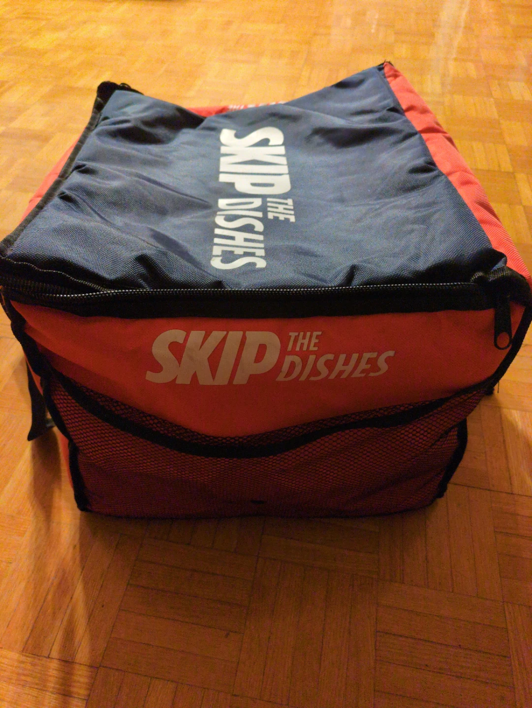 SkipTheDishes Insulated Delivery Bag - photo 2
