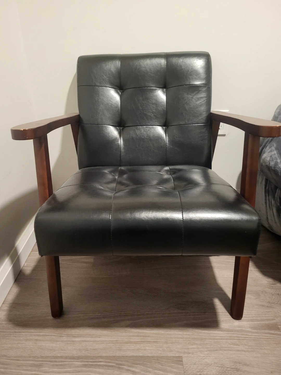 Vegan Leather Armchair with Wooden Frame