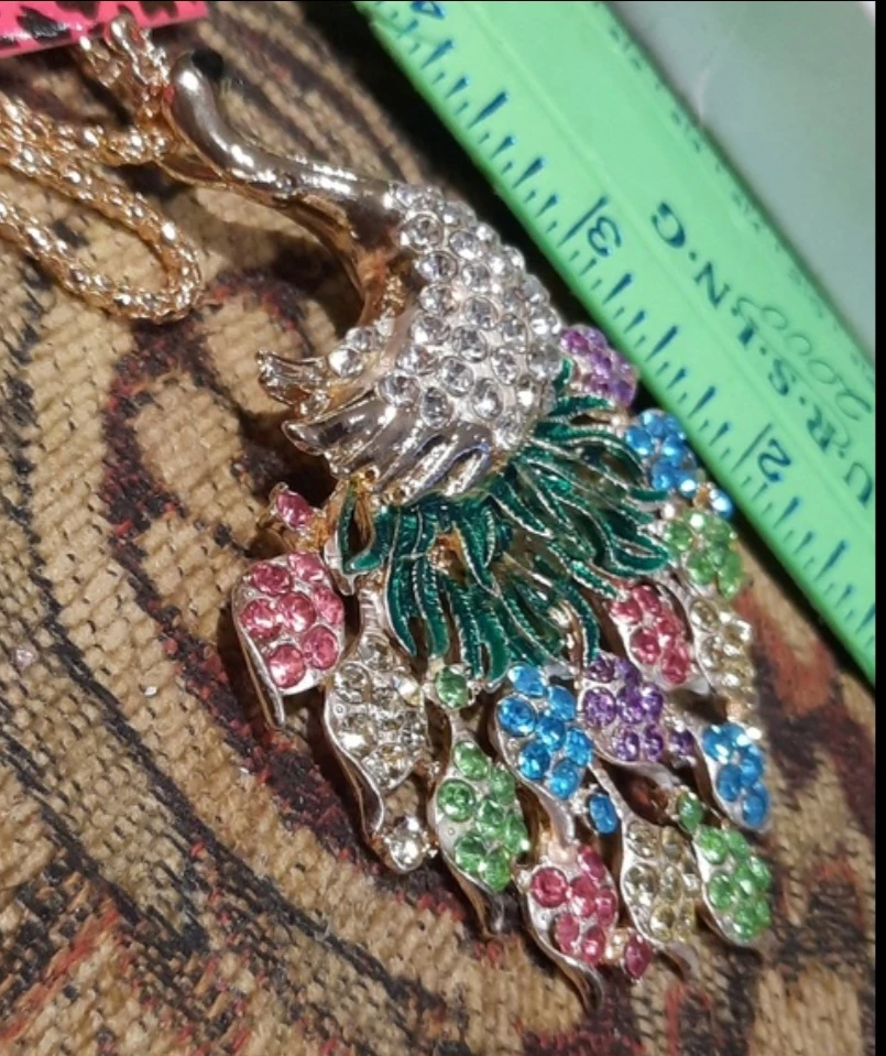 GORGEOUSLY BLINGED OUT PEACOCK NECKLACE - photo 5