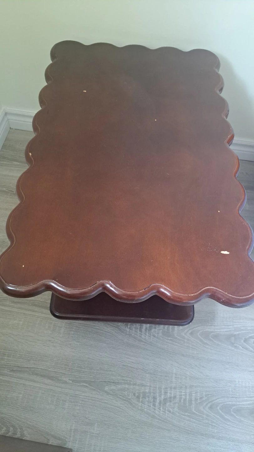 Scalloped Edge Coffee Table - photo 3