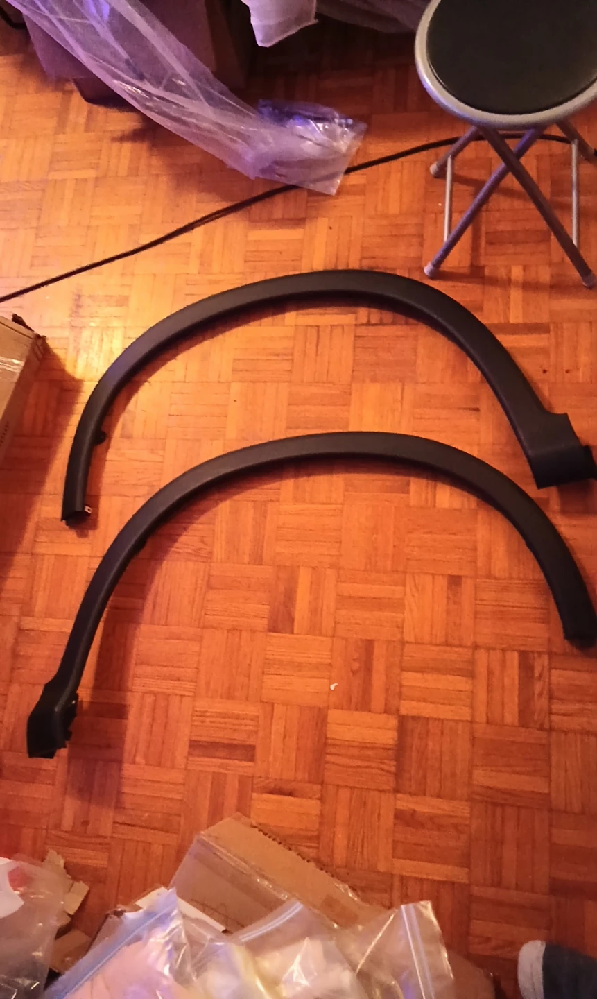 Honda CRV. Plastic Fender Flare Arch Trim - photo 2