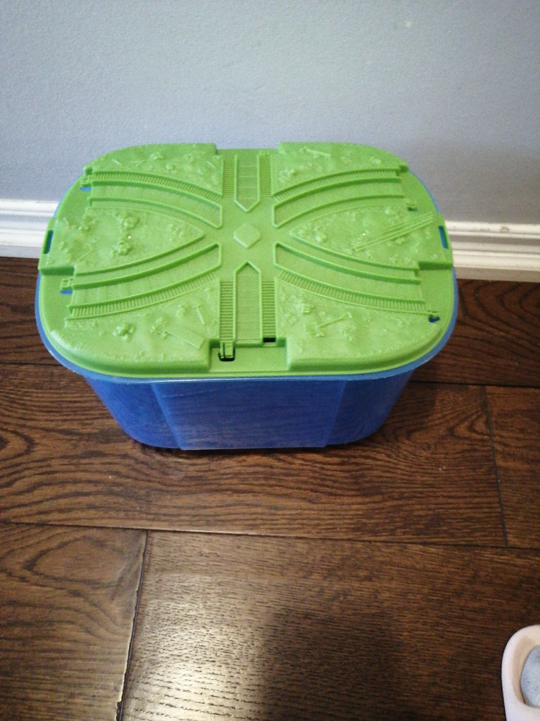 Train Track Storage Box and Tracks - photo 2