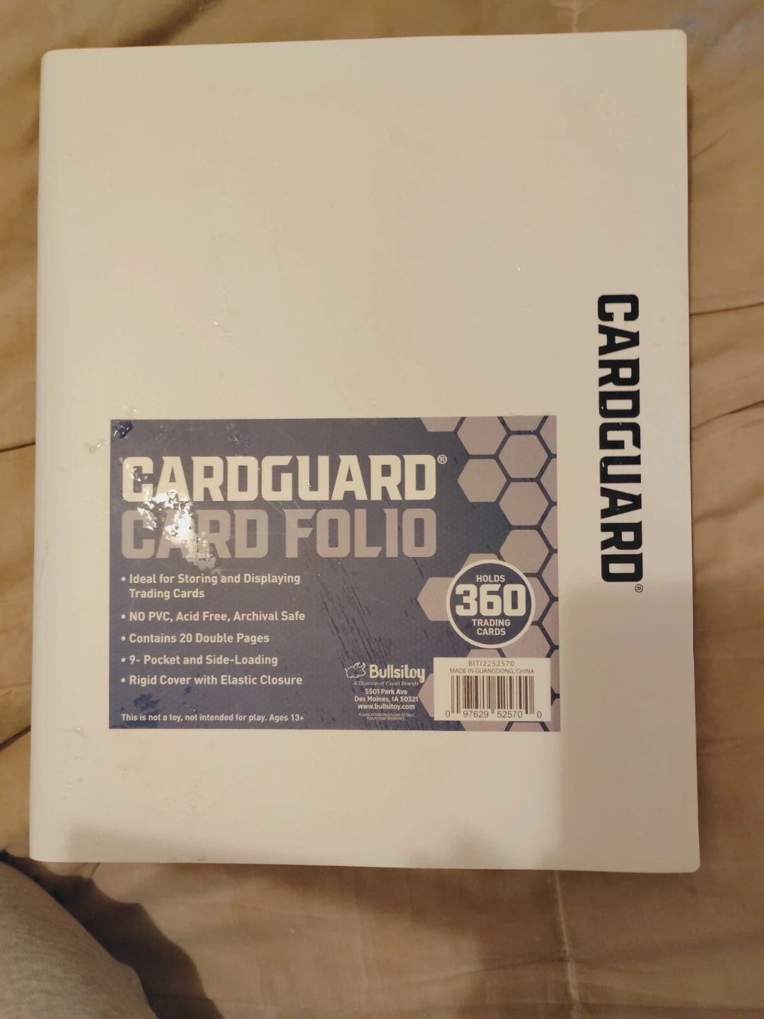 CardGuard Card Folio for Trading Cards
