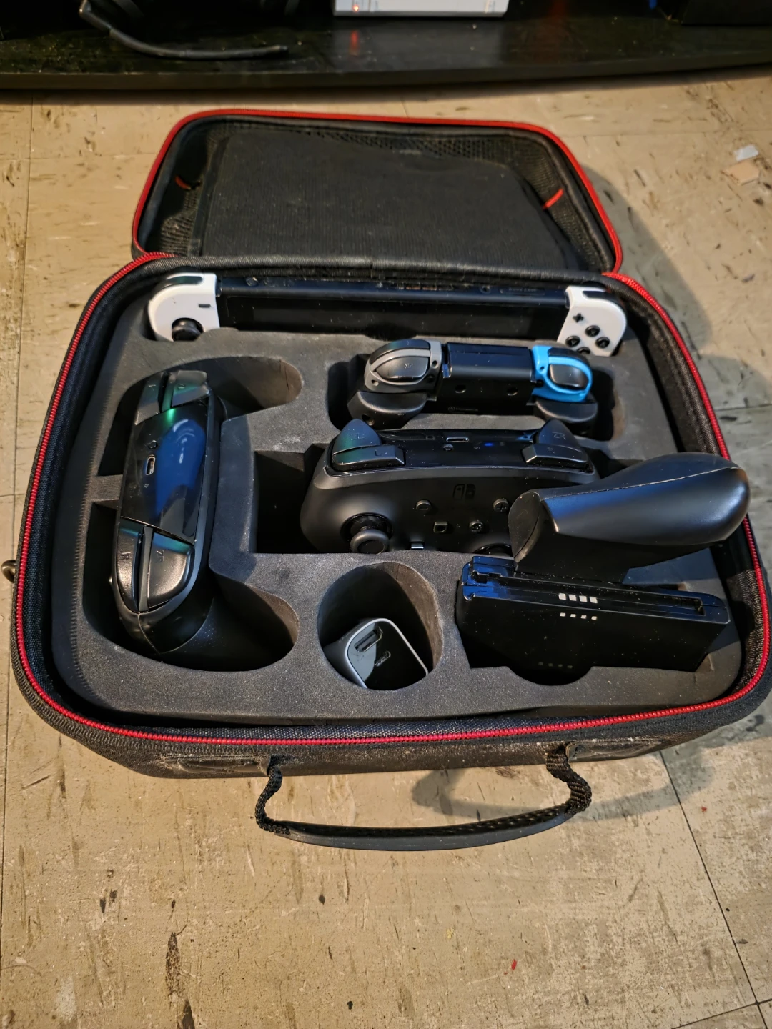 Modded Nintendo switch with Games and Accessories - photo 3
