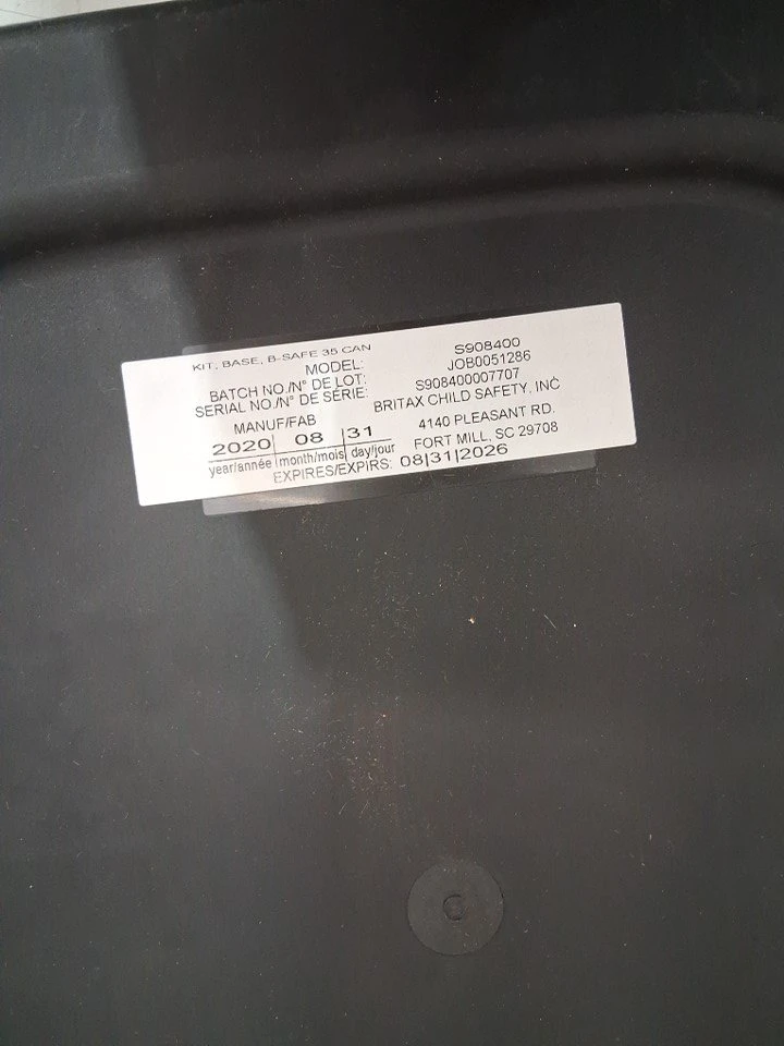 Britax Infant Car Seat Base Gen2 with Safecenter Latch - photo 4