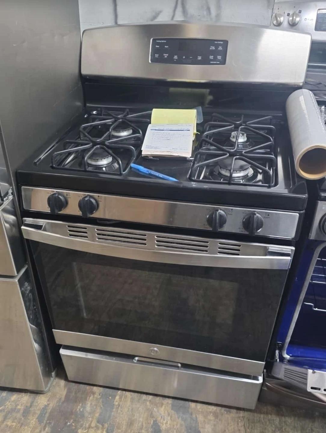 Ge 30in Stainless steel gas stove