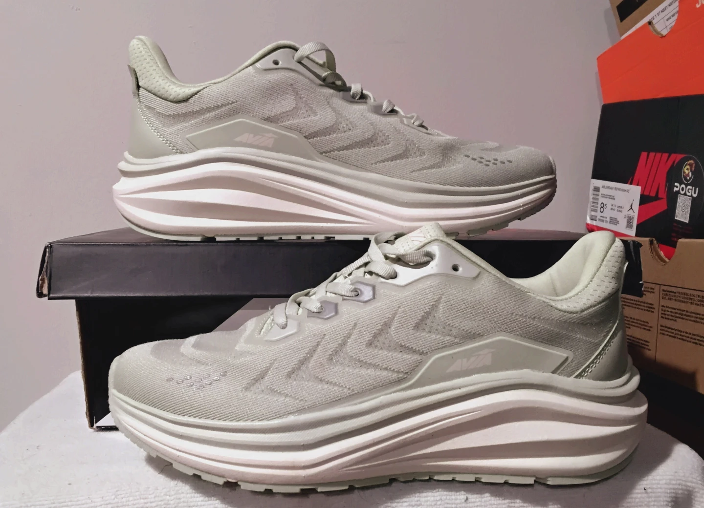 Avia Women's Gray Running Shoes - photo 2