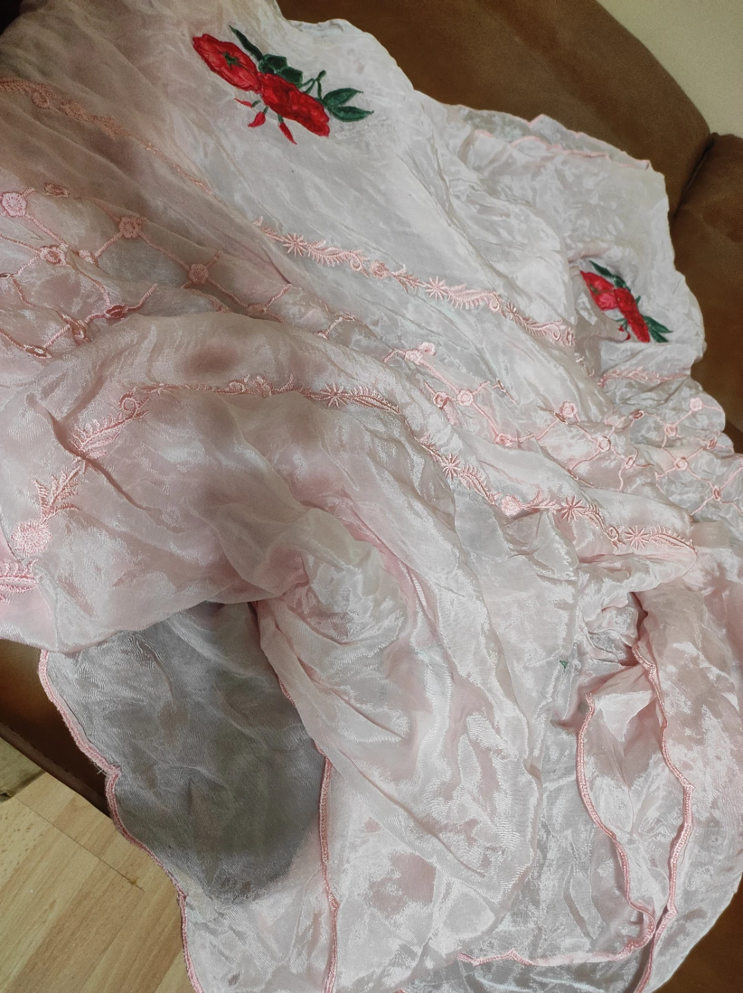 Baby pink dupatta scarf