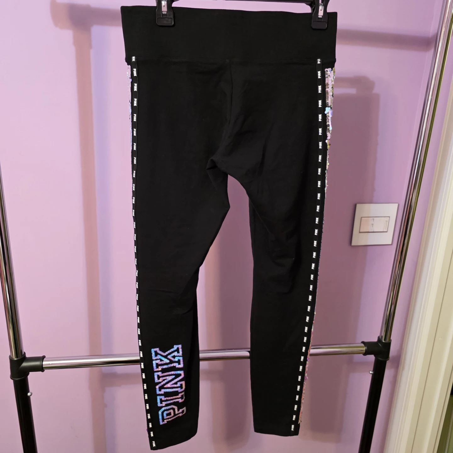 PINK Victoria's Secret Yoga Leggings with Sequins Size M - photo 2