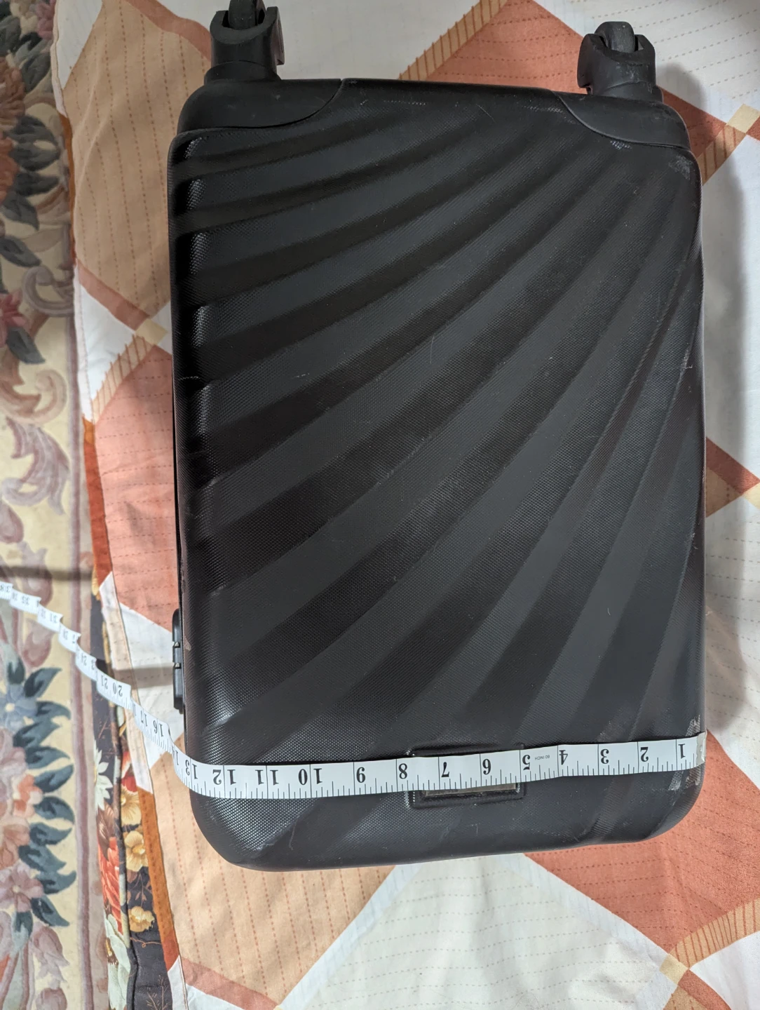 Black Hard-shell Carry-on Suitcase
