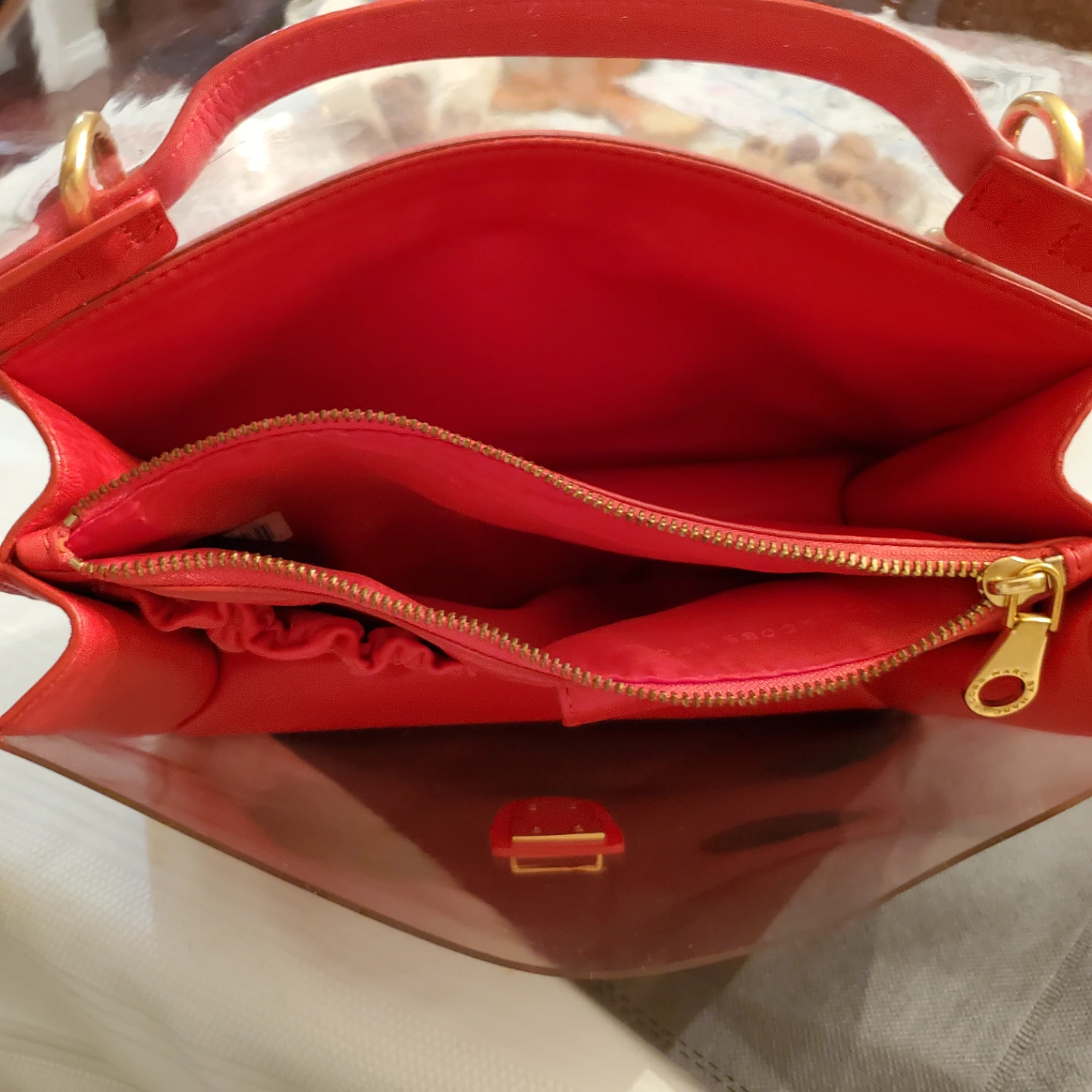 Marc by Marc Jacobs Red Clear Genuine Leather Shoulder Bag - photo 3