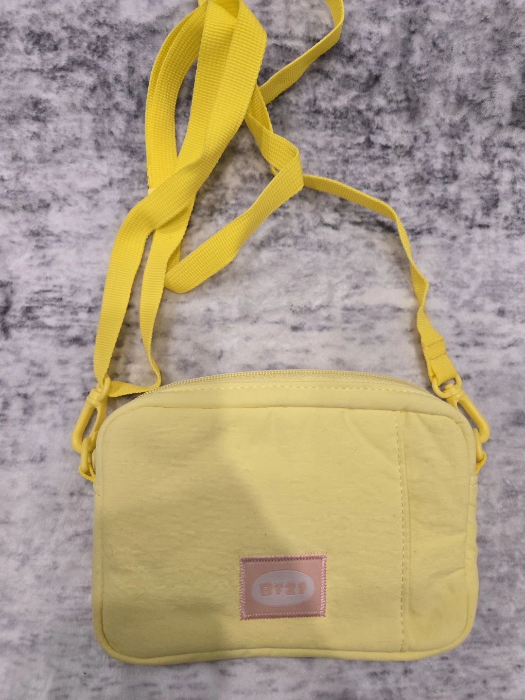 Yellow BT21 Chimmy Crossbody Bag - photo 4
