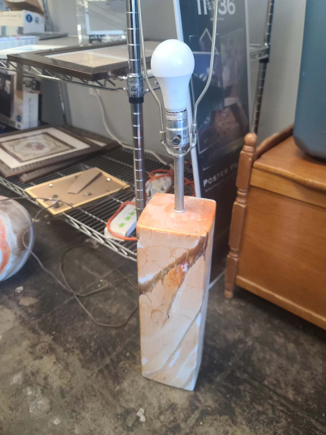 Table Lamp with Marble-Look ceramic vintage Base