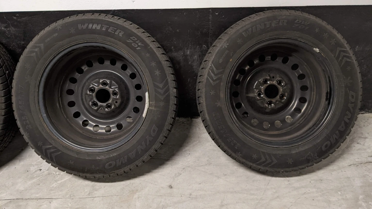 Dynamo Winter Tires on Rims - 225/65R17 - photo 2